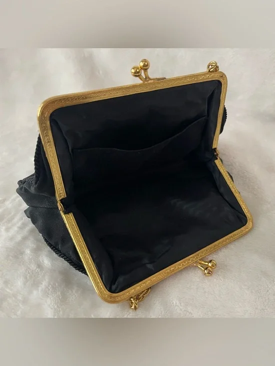 Amazing vintage embroidered tapestry purse, mini gold chain - Picture 6 of 13